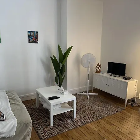 2 Pieces Bien Place Pour Visiter